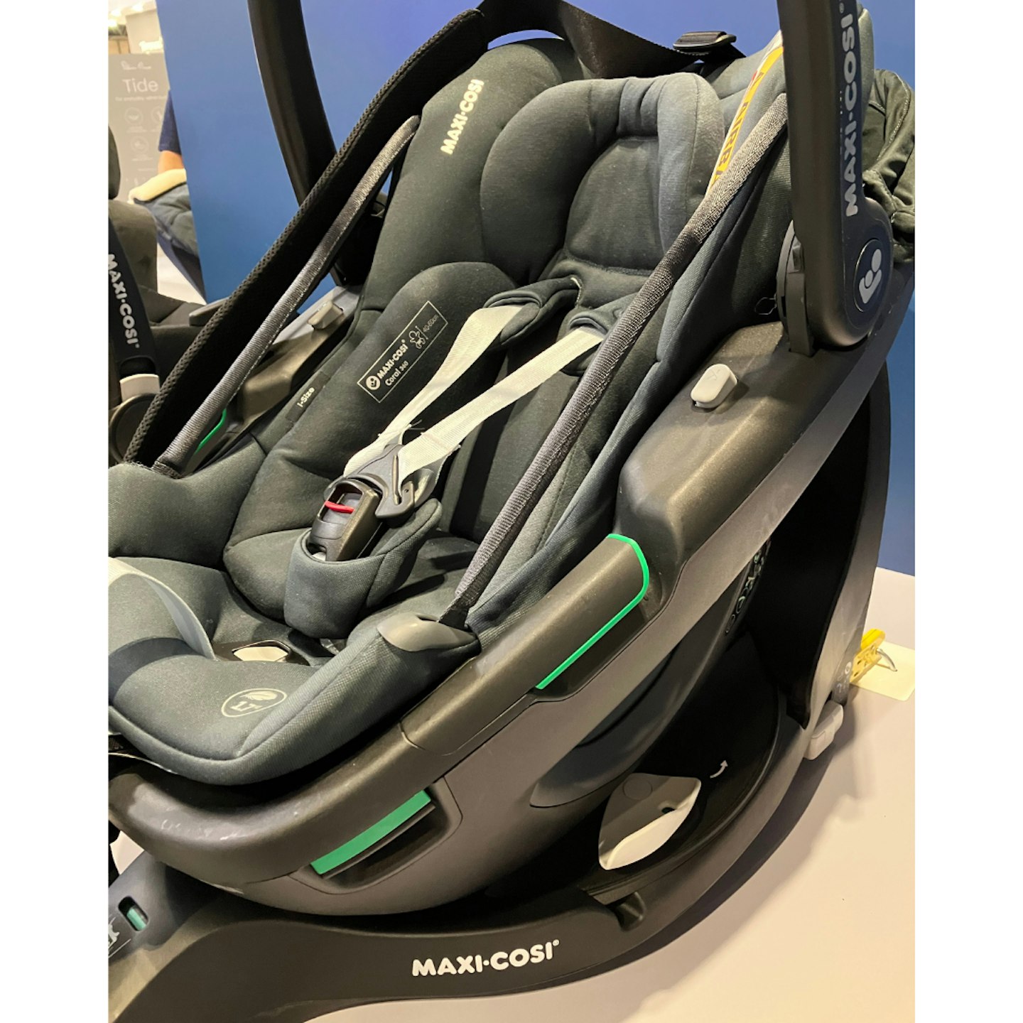 Maxi cosi coral car seat