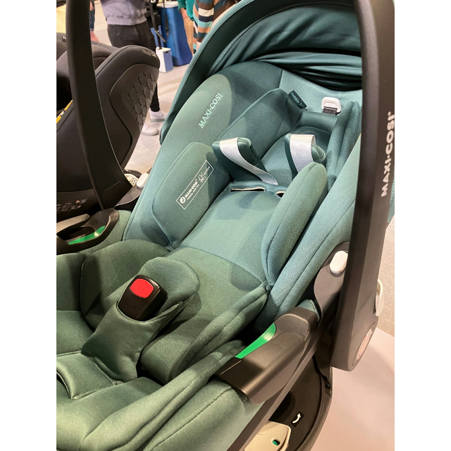 Maxi Cosi Pebble 360 car seat