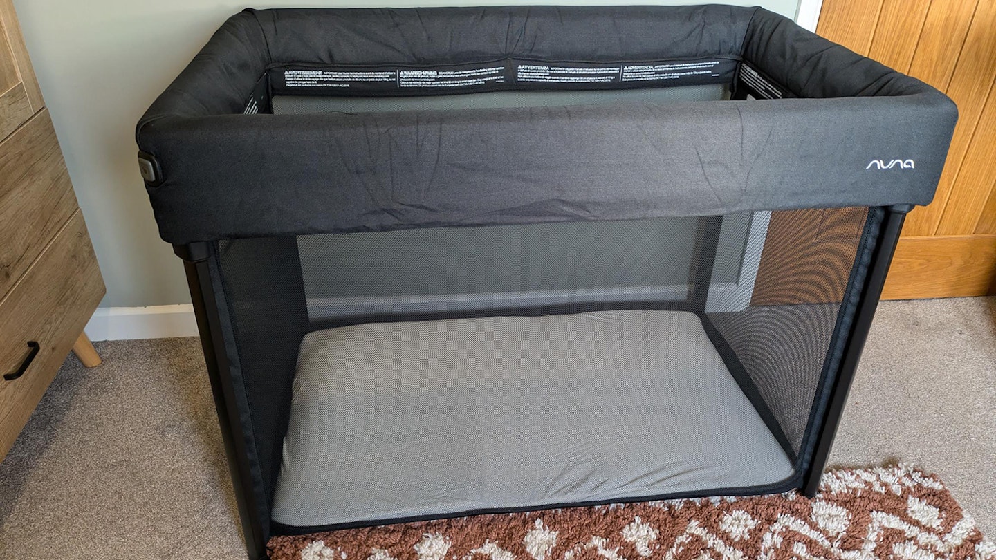 nuna paal travel cot on lowest setting