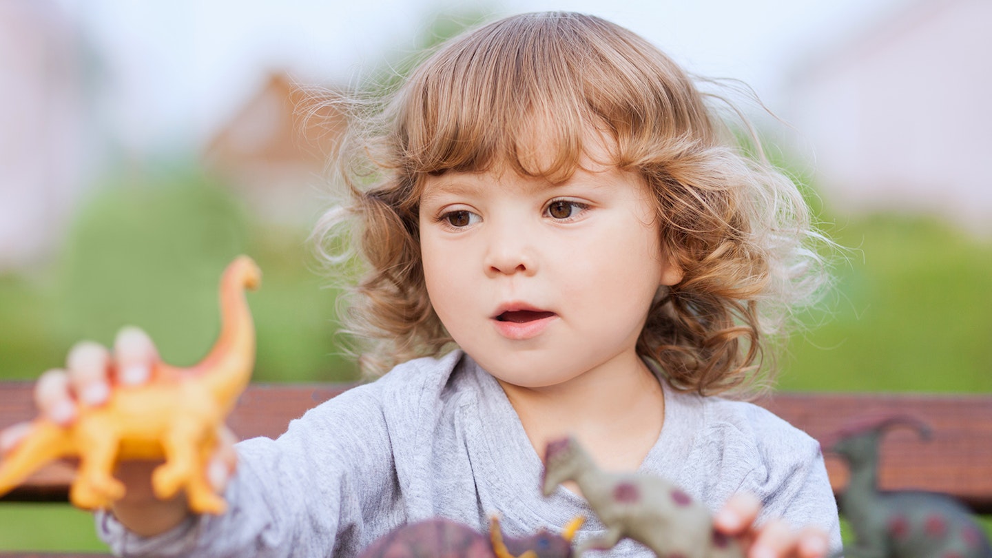 Children who are obsessed with dinosaurs are more intelligent, says study